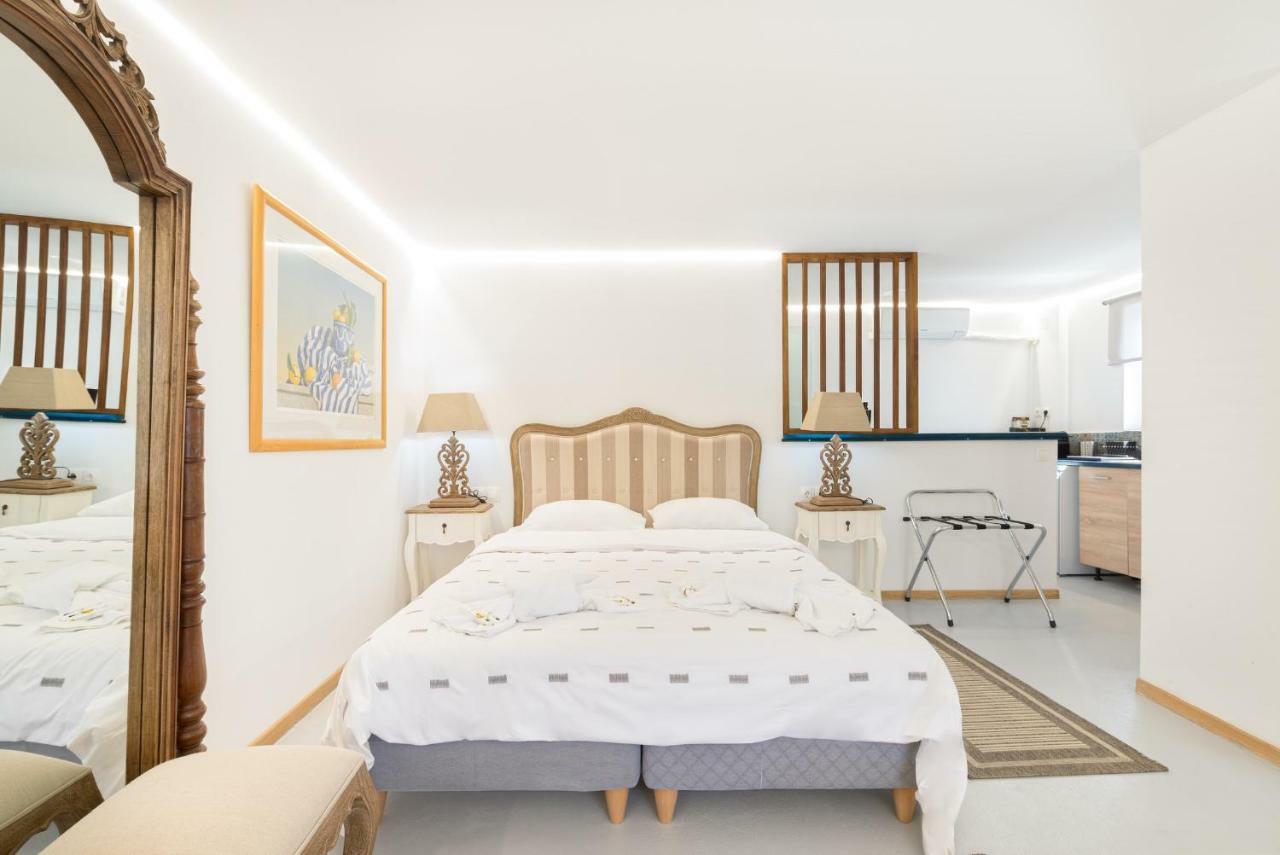 Syros Village Suites Vári Exterior foto